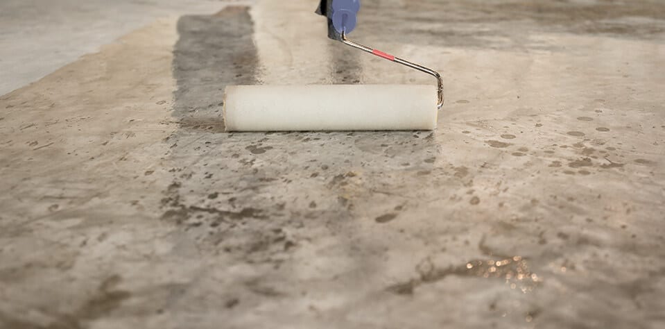 Work Lacquering Concrete Floors